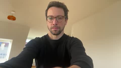 Snapshot of sexyleo8282 chatting on October 29, 9:44 am sexyleo8282 online show from October 29, 9:44 am