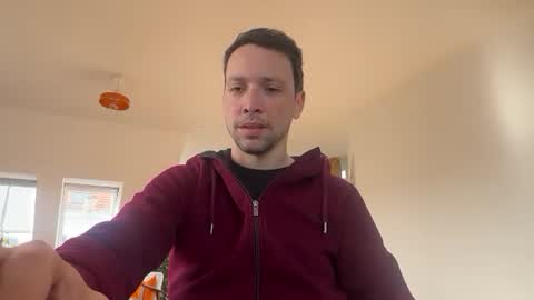 Snapshot of sexyleo8282 chatting on March 9, 8:18 am sexyleo8282 online show from March 9, 8:18 am