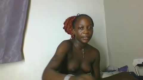 Snapshot of sexylindah chatting on December 15, 10:25 pm sexylindah online show from December 15, 10:25 pm