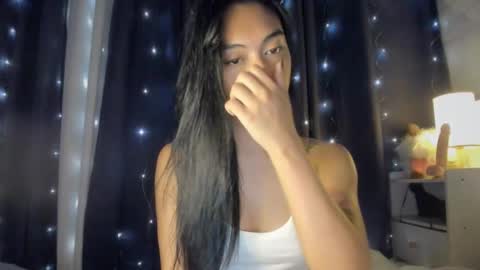 maxine online show from February 11, 7:24 am