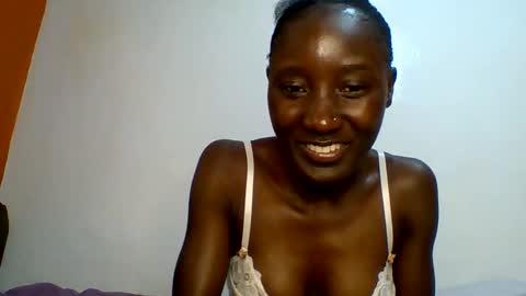 sexylucia5 online show from April 29, 11:25 am