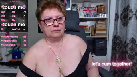 Snapshot of sexylynette4u chatting on February 27, 1:28 pm sexylynette4u online show from February 27, 1:28 pm