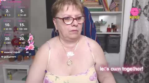 sexylynette4u online show from March 12, 10:21 am