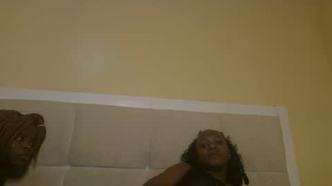 Snapshot of sexymia56 chatting on September 19, 7:10 am Miss mia online show from September 19, 7:10 am