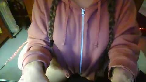 sexymisss24 online show from April 5, 12:08 am