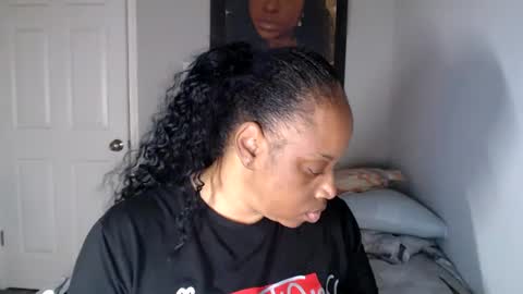 SexyMona online show from September 17, 2:02 am