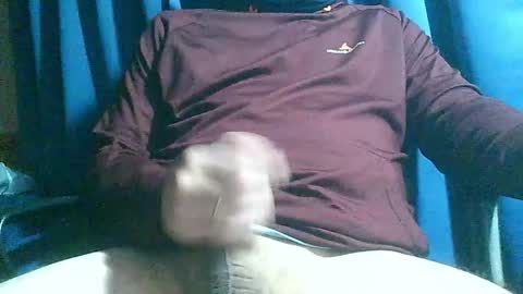 Snapshot of sexymr94 chatting on June 4, 2:01 pm In the night in South America online show from June 4, 2:01 pm