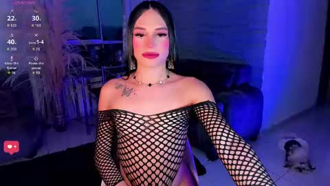 Snapshot of sexynazaa chatting on May 22, 11:21 pm Nazareth arraiz online show from May 22, 11:21 pm