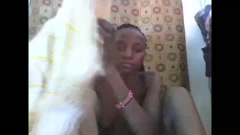 Snapshot of sexyneedle22 chatting on February 8, 8:20 am VIVIAN online show from February 8, 8:20 am