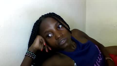 Snapshot of sexyneedle22 chatting on February 12, 5:05 pm VIVIAN online show from February 12, 5:05 pm