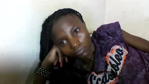 Snapshot of sexyneedle22 chatting on February 18, 5:53 am VIVIAN online show from February 18, 5:53 am