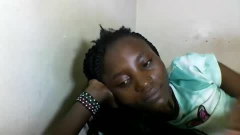 Snapshot of sexyneedle22 chatting on February 19, 5:16 am VIVIAN online show from February 19, 5:16 am