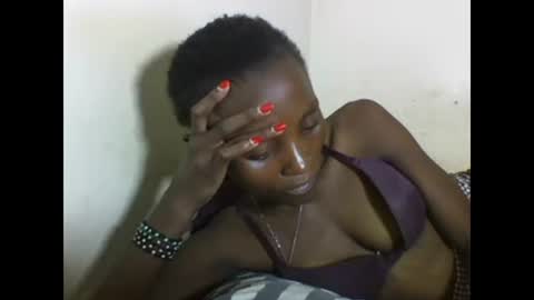 Snapshot of sexyneedle22 chatting on February 24, 6:26 pm VIVIAN online show from February 24, 6:26 pm