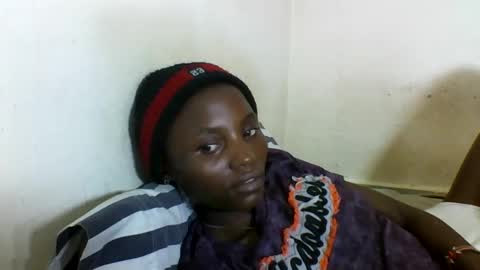 Snapshot of sexyneedle22 chatting on February 25, 8:58 am VIVIAN online show from February 25, 8:58 am