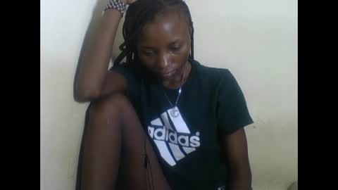 Snapshot of sexyneedle22 chatting on March 12, 6:07 am VIVIAN online show from March 12, 6:07 am