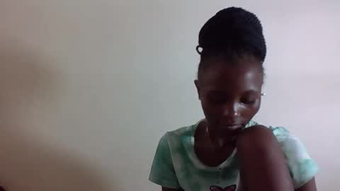 Snapshot of sexyneedle22 chatting on October 22, 10:15 am VIVIAN online show from October 22, 10:15 am