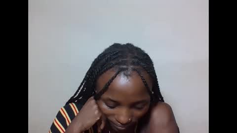 Snapshot of sexyneedle22 chatting on October 31, 7:04 pm VIVIAN online show from October 31, 7:04 pm