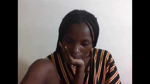 Snapshot of sexyneedle22 chatting on November 1, 8:00 pm VIVIAN online show from November 1, 8:00 pm