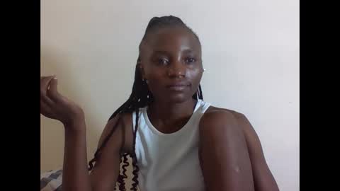 Snapshot of sexyneedle22 chatting on November 11, 6:35 am VIVIAN online show from November 11, 6:35 am