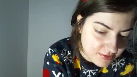 Snapshot of sexynyu18 chatting on December 25, 11:33 am Alex online show from December 25, 11:33 am