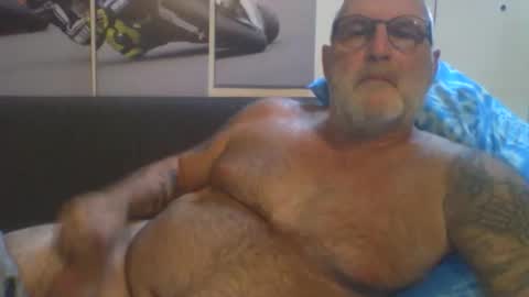 Snapshot of sexypaa chatting on June 4, 8:26 pm sexypaa online show from June 4, 8:26 pm
