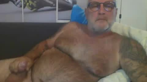 Snapshot of sexypaa chatting on June 20, 10:07 am sexypaa online show from June 20, 10:07 am