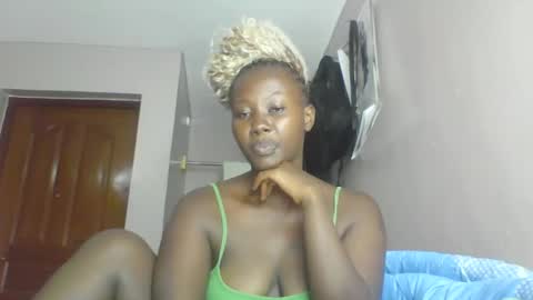 sexypamm online show from March 18, 6:55 pm