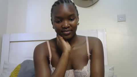 Lee online show from September 26, 8:07 am