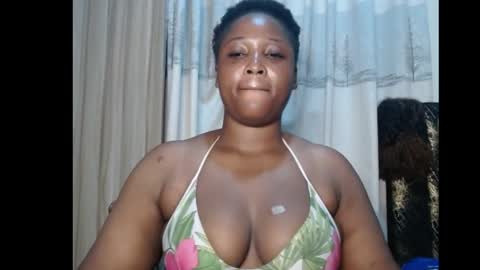 Snapshot of sexyprimxx chatting on May 1, 7:40 pm sexyprimxx online show from May 1, 7:40 pm