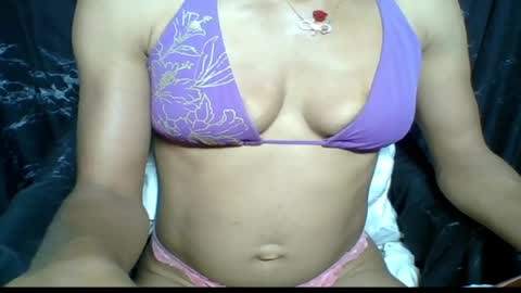 sexypussy000 online show from May 5, 1:46 am