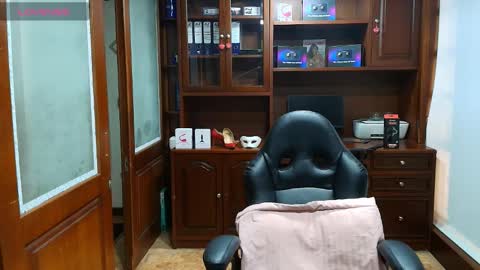 R A C H E L online show from December 19, 12:12 pm