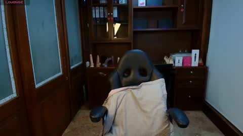 R A C H E L online show from February 21, 12:06 pm