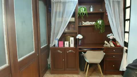 Snapshot of sexyrachel_ chatting on May 20, 12:22 pm R A C H E L online show from May 20, 12:22 pm