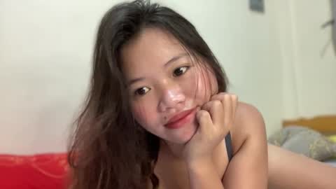 Snapshot of sexyreesebunny chatting on February 4, 8:42 am Reese online show from February 4, 8:42 am