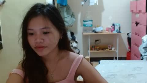 Snapshot of sexyreesebunny chatting on April 5, 2:25 pm Reese online show from April 5, 2:25 pm