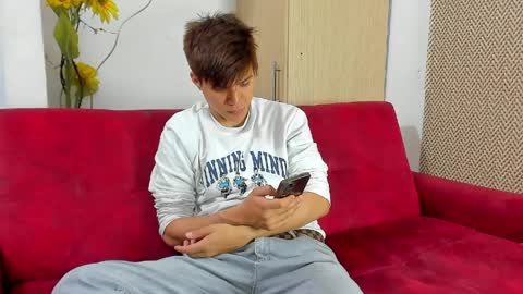 MATIAS-18   THIAHO -18  MAX-19  NICOKALY-19  CAIN-19   MOD ESTEBAN online show from March 31, 7:47 pm