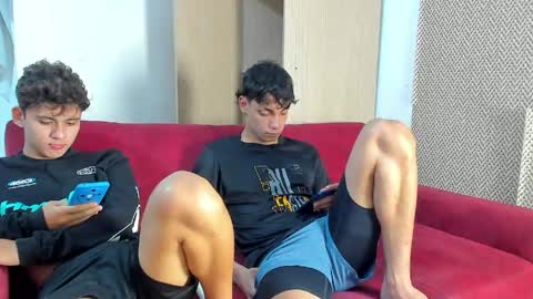 MATIAS-18   THIAHO -18  MAX-19  NICOKALY-19  CAIN-19   MOD ESTEBAN online show from April 25, 7:44 pm