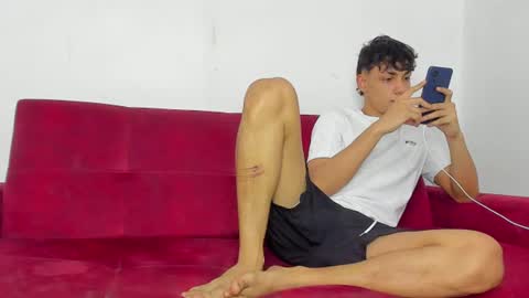 Snapshot of sexys_boys18 chatting on July 15, 7:30 pm MATIAS-18 THIAHO -18 MAX-19 NICOKALY-19 CAIN-19 MOD ESTEBAN online show from July 15, 7:30 pm