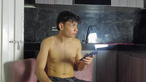 Snapshot of sexys_boys18 chatting on July 29, 7:12 pm MATIAS-18 THIAHO -18 MAX-19 NICOKALY-19 CAIN-19 MOD ESTEBAN online show from July 29, 7:12 pm