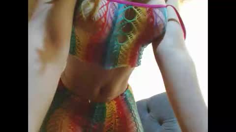 Venus Independent Model online show from November 19, 5:13 pm