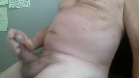 Snapshot of sexysilvercock chatting on April 21, 8:34 pm sexysilvercock online show from April 21, 8:34 pm