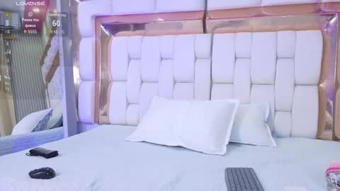 Kendall online show from March 14, 12:32 pm