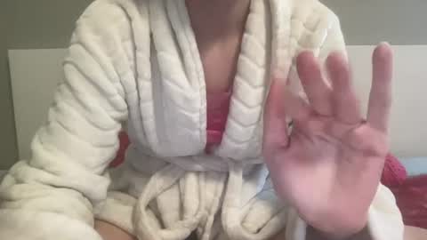 Snapshot of sexyskylar2016 chatting on July 5, 4:25 pm Sexy Skylar online show from July 5, 4:25 pm