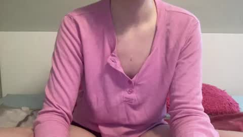 Snapshot of sexyskylar2016 chatting on July 13, 4:54 pm Sexy Skylar online show from July 13, 4:54 pm