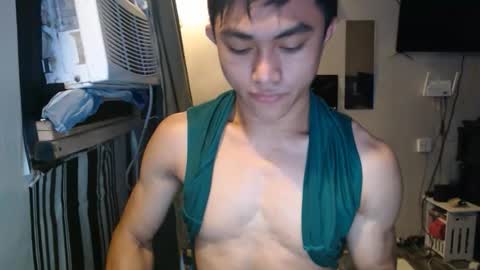 sexystrongcum online show from April 28, 2:21 am