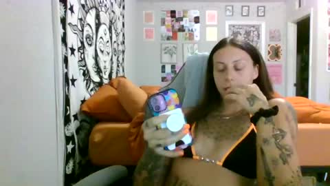 Snapshot of sexytatslut369 chatting on July 8, 10:58 pm sexytatslut369 online show from July 8, 10:58 pm
