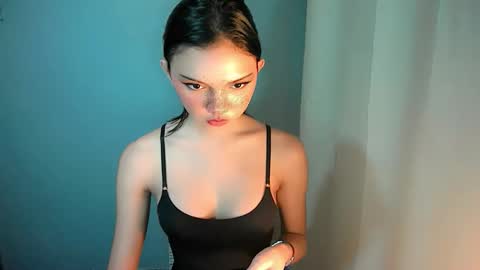 Snapshot of sexytight_tanya chatting on December 5, 9:18 am sexytight_tanya online show from December 5, 9:18 am