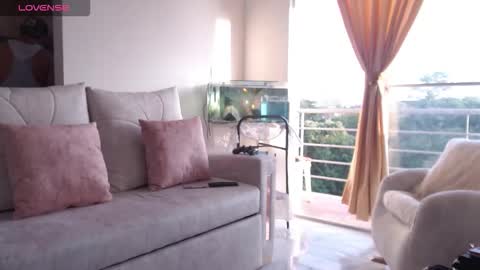 Snapshot of sexytwink69_ chatting on October 30, 9:59 pm sexytwink69_ online show from October 30, 9:59 pm