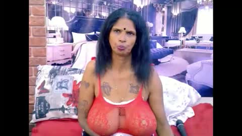 Snapshot of sexyva4u2luv chatting on June 1, 9:22 am sexyva4u2luv online show from June 1, 9:22 am