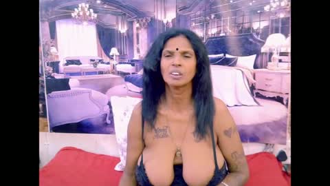 Snapshot of sexyva4u2luv chatting on June 12, 6:40 pm sexyva4u2luv online show from June 12, 6:40 pm
